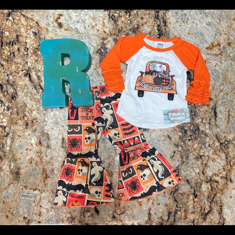 Halloween Truck Bell Bottom Set, Hippie Girl Bats